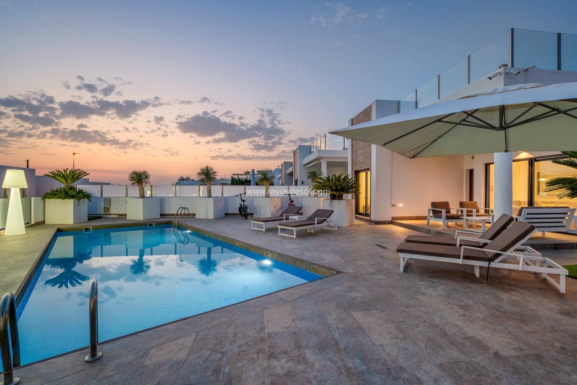 Herverkoop - Villa - Orihuela Costa - Villamartín