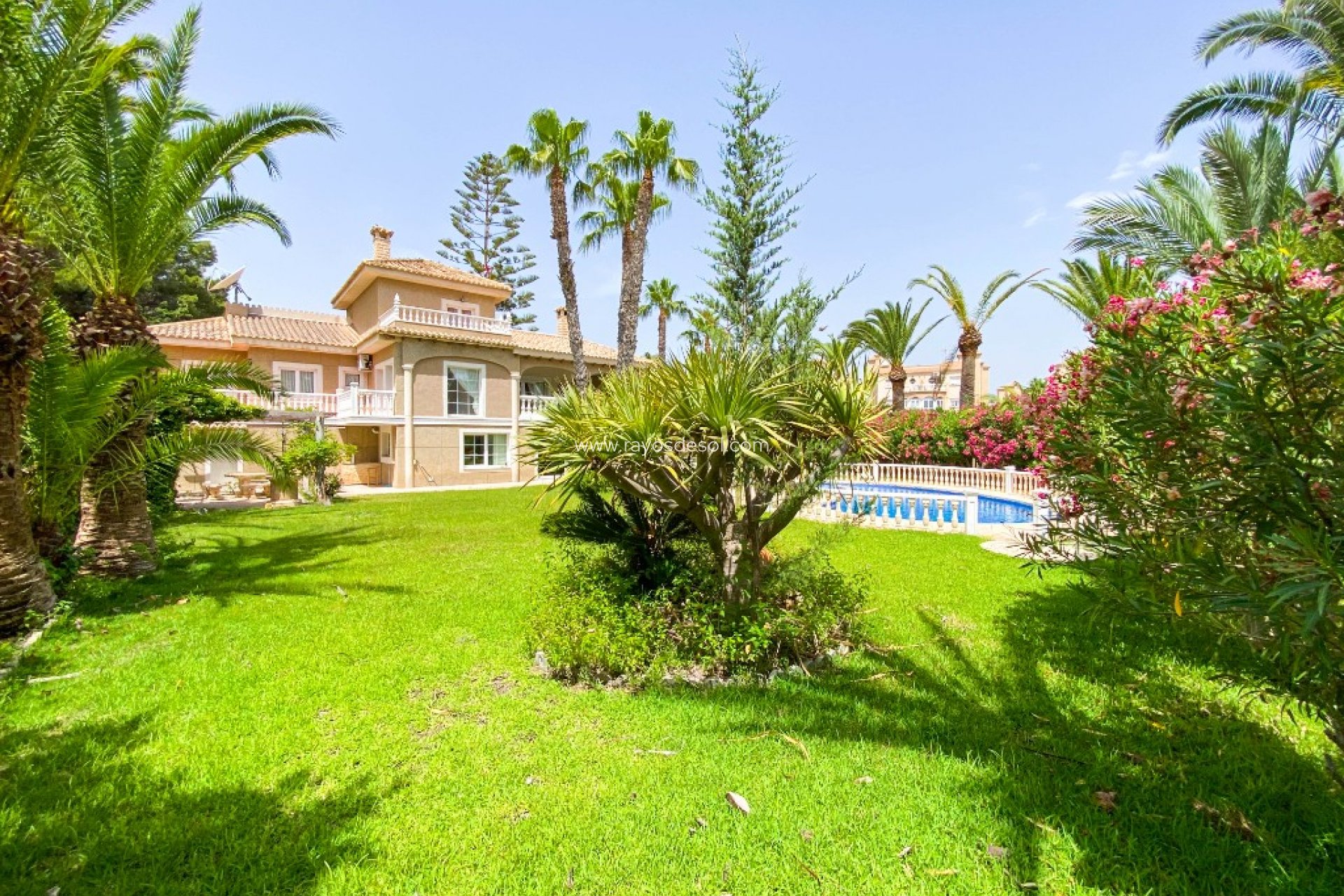 Herverkoop - Villa - Orihuela Costa - Villamartin