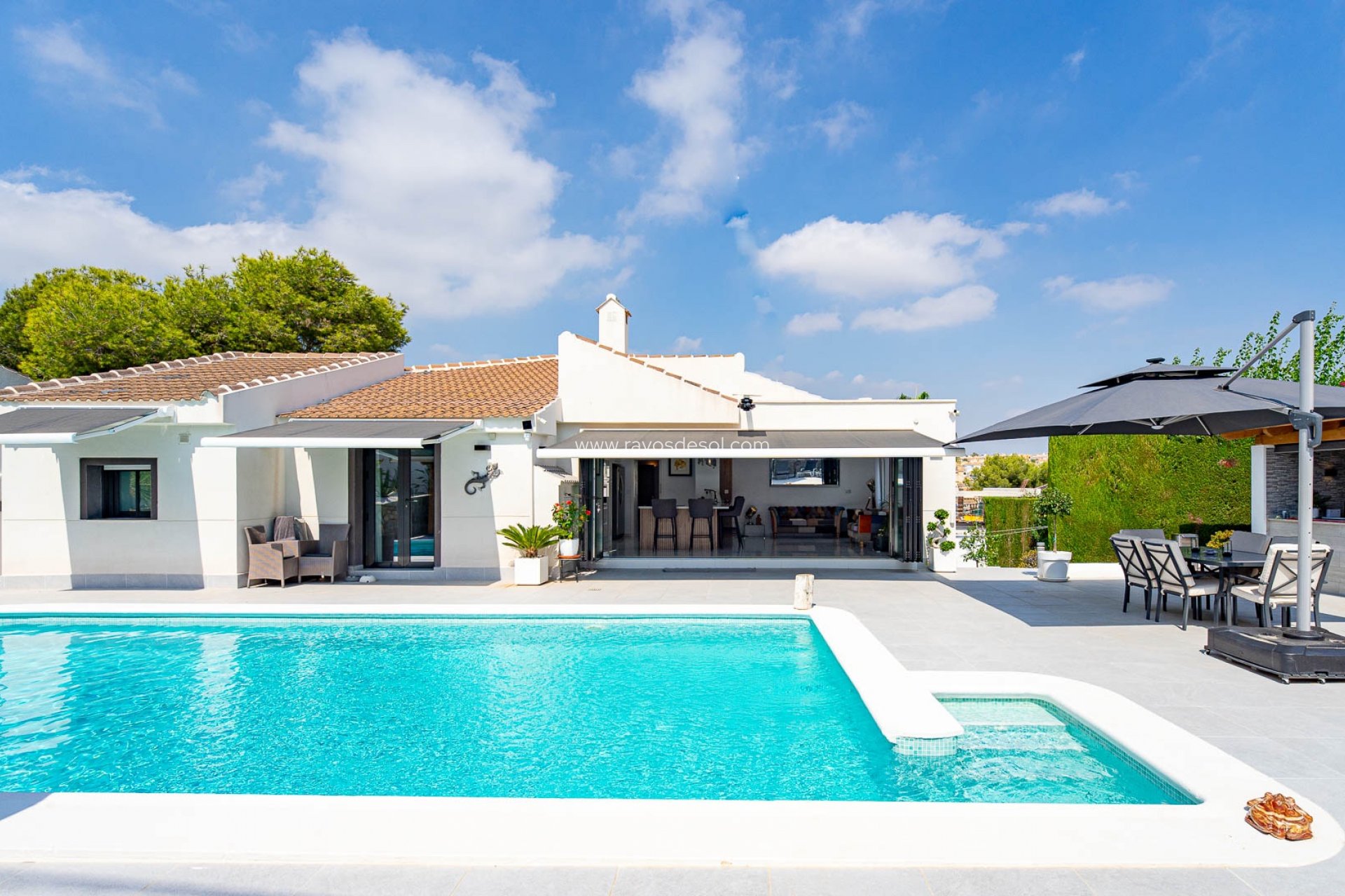 Herverkoop - Villa - Orihuela Costa - Villamartín