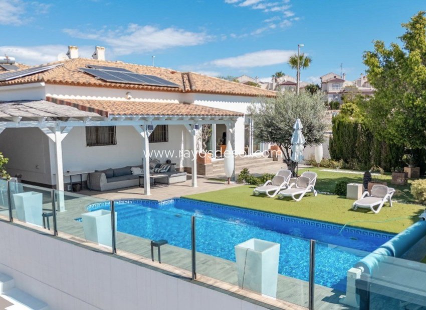 Herverkoop - Villa - San Fulgencio