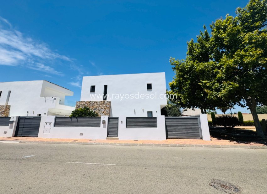 Herverkoop - Villa - San Pedro del Pinatar - Lo pagan