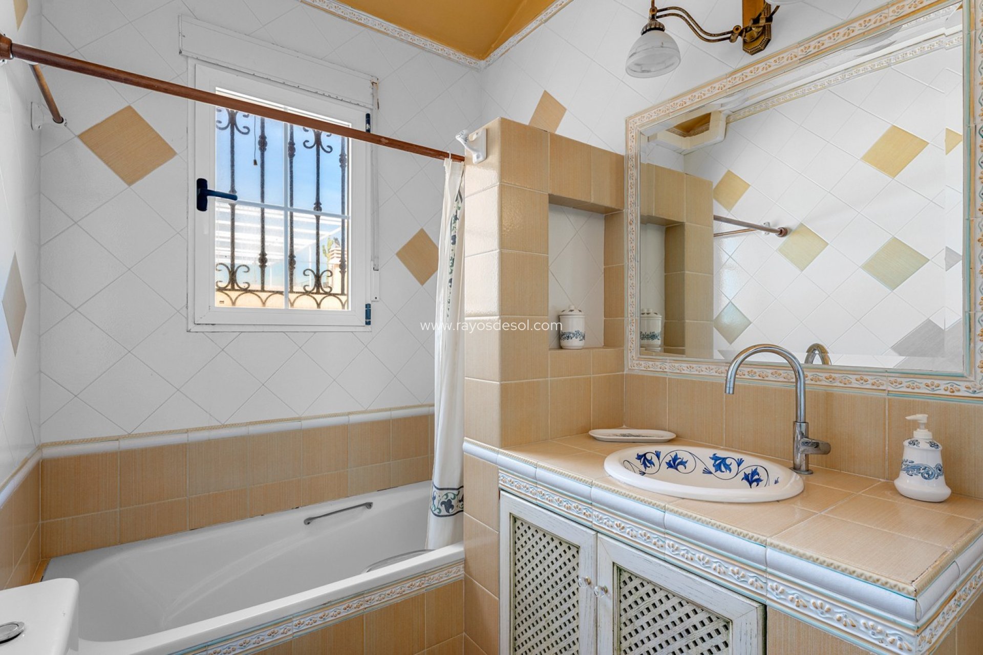 Herverkoop - Villa - Torrevieja - La Mata