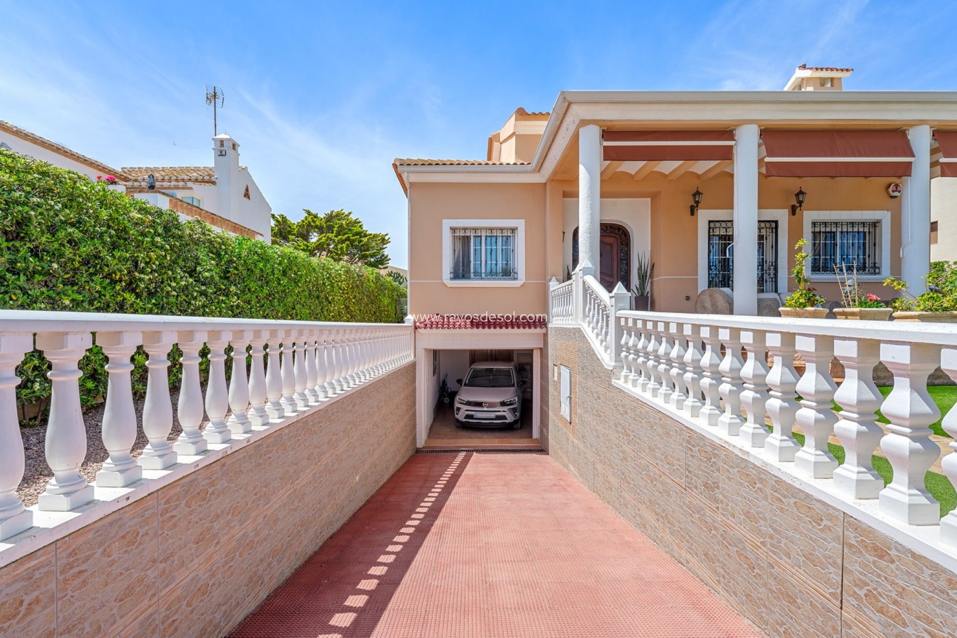 Herverkoop - Villa - Torrevieja - La Mata