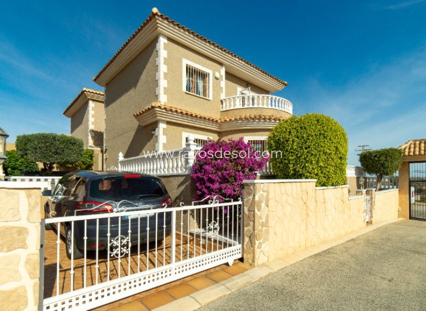 Herverkoop - Villa - Torrevieja - Los Altos