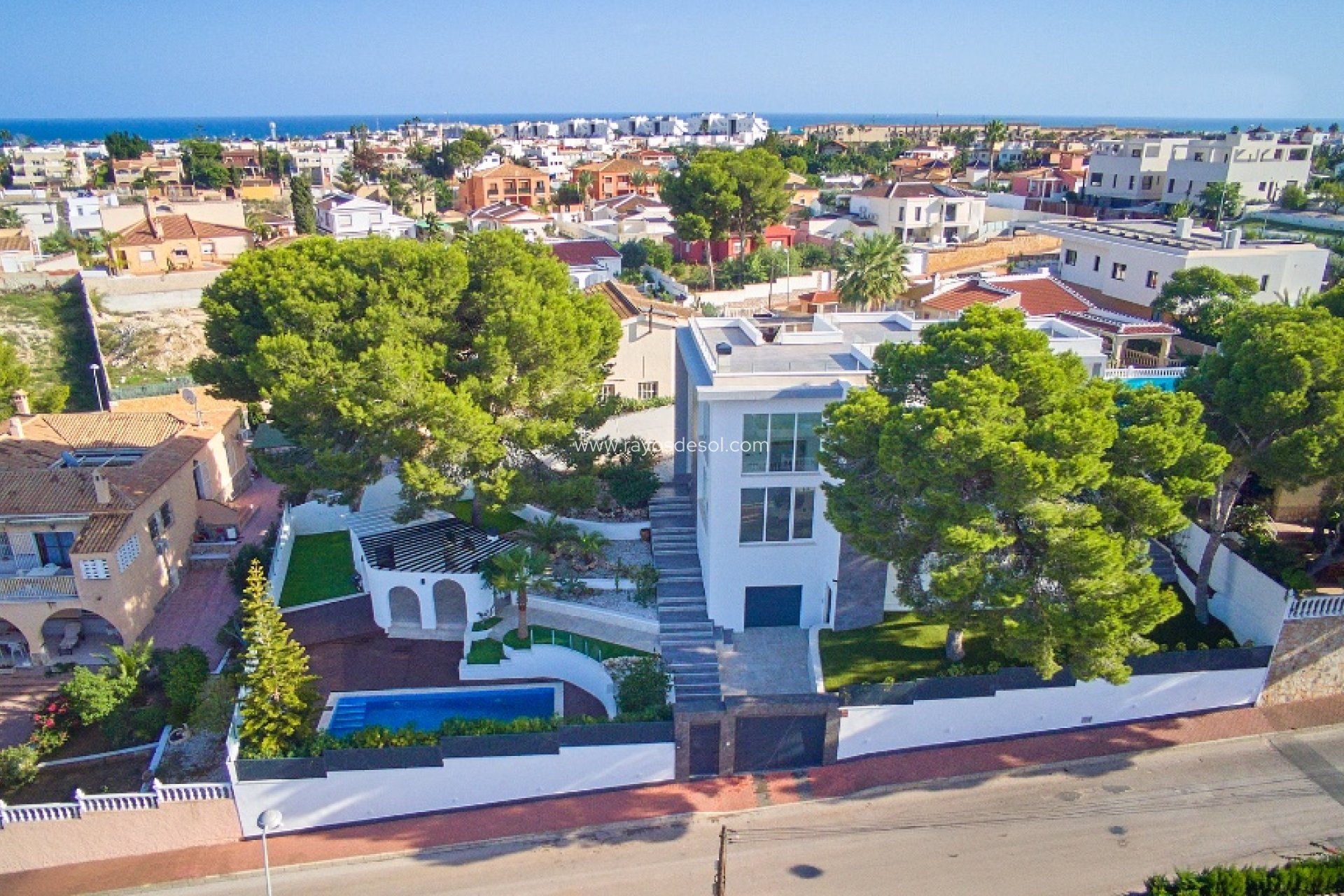 Herverkoop - Villa - Torrevieja - Los Balcones