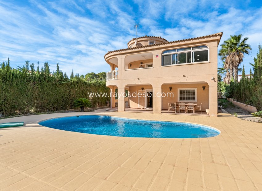 Herverkoop - Villa - Torrevieja - Los Balcones