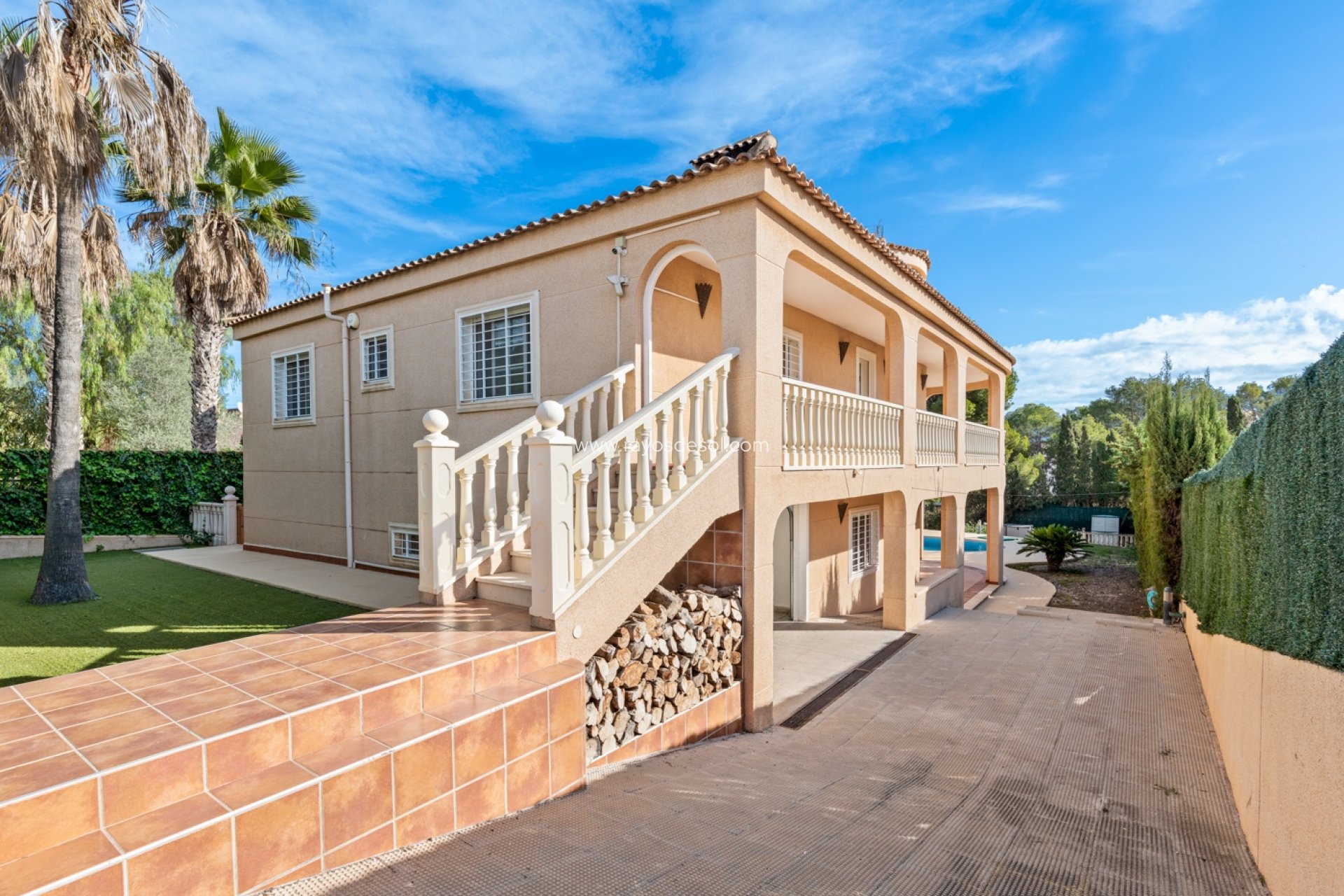 Herverkoop - Villa - Torrevieja - Los Balcones