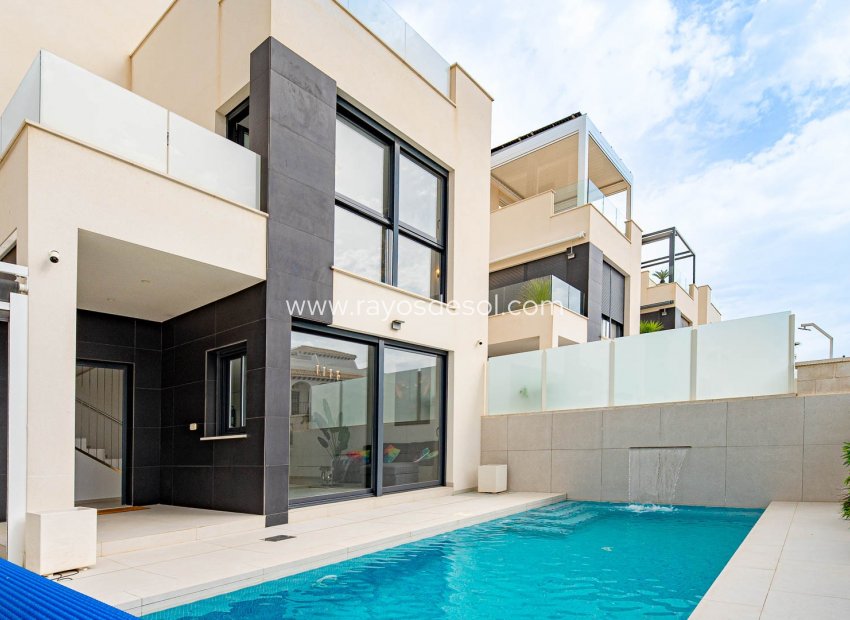 Herverkoop - Villa - Torrevieja - Punta Prima