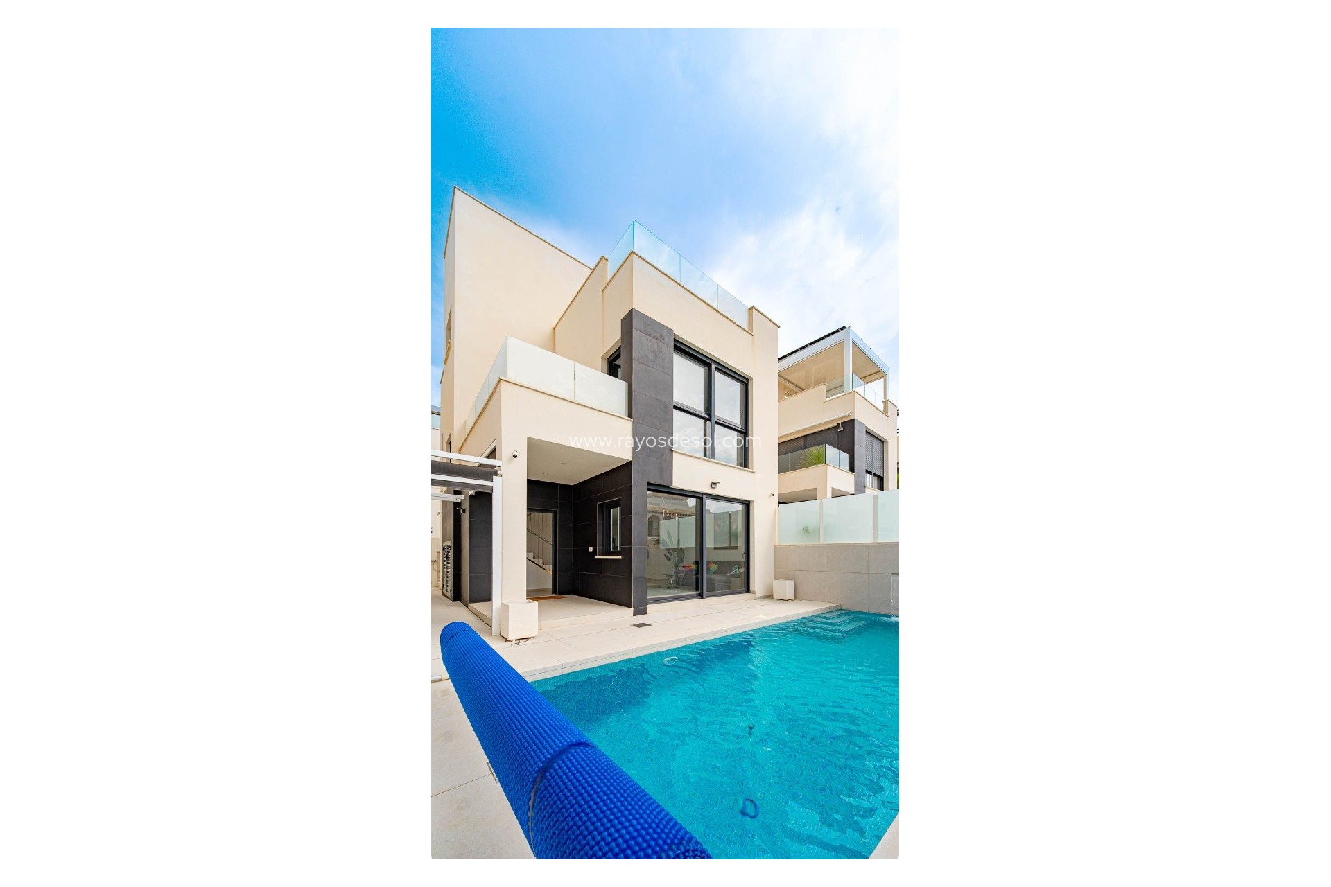 Herverkoop - Villa - Torrevieja - Punta Prima