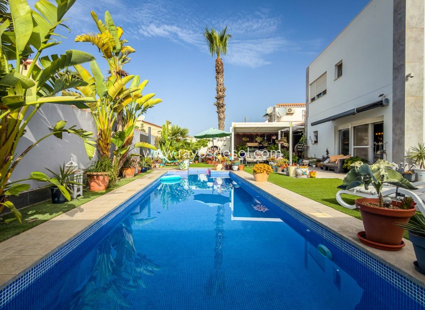 Herverkoop - Villa - Torrevieja - Torreta - Florida