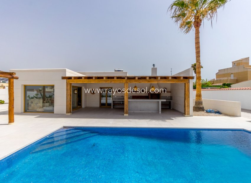 Herverkoop - Villa - Torrevieja - Torreta Florida