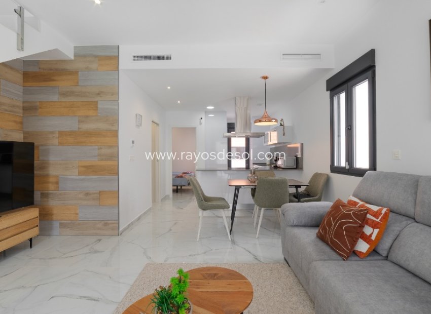 Herverkoop - Villa - Torrevieja