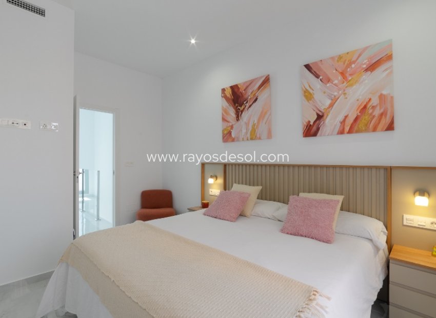 Herverkoop - Villa - Torrevieja