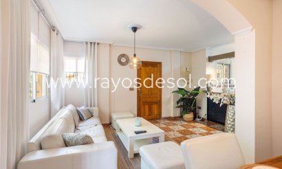 House - Resale - Orihuela Costa - La Regia