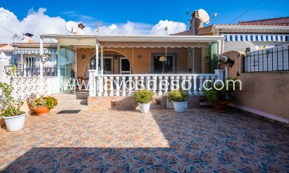 Huis - Herverkoop - Torrevieja - Calas Blancas