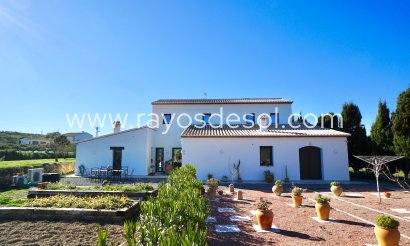 Landhäus - Finca - Wiederverkauf - Benissa - Partida Paratella
