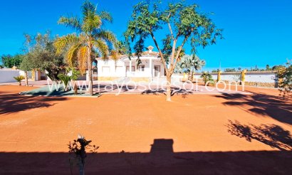 Landhäus - Finca - Wiederverkauf - Catral - PCE-21062