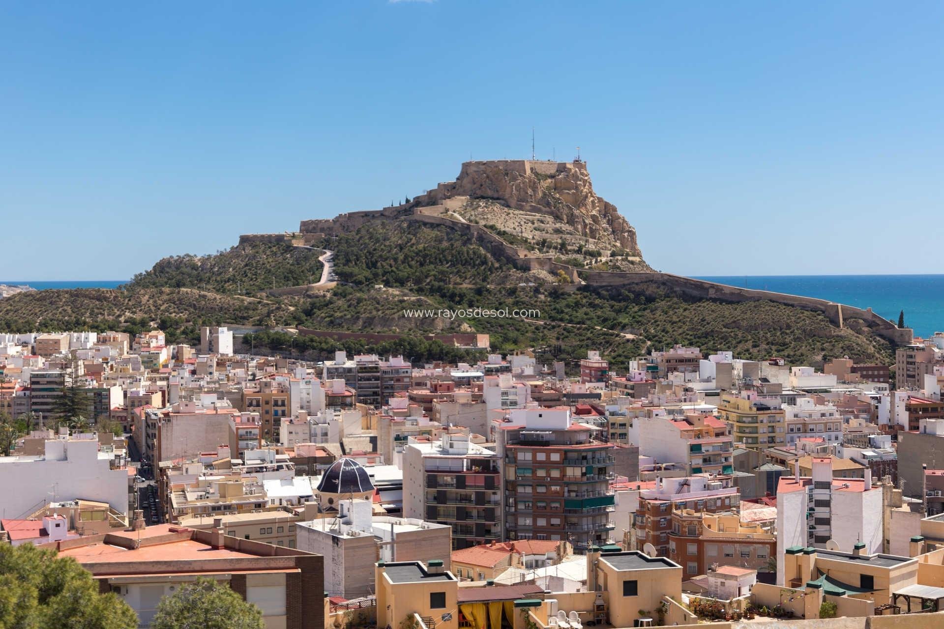 Neue Gebäude - Appartement - Alicante - Centro