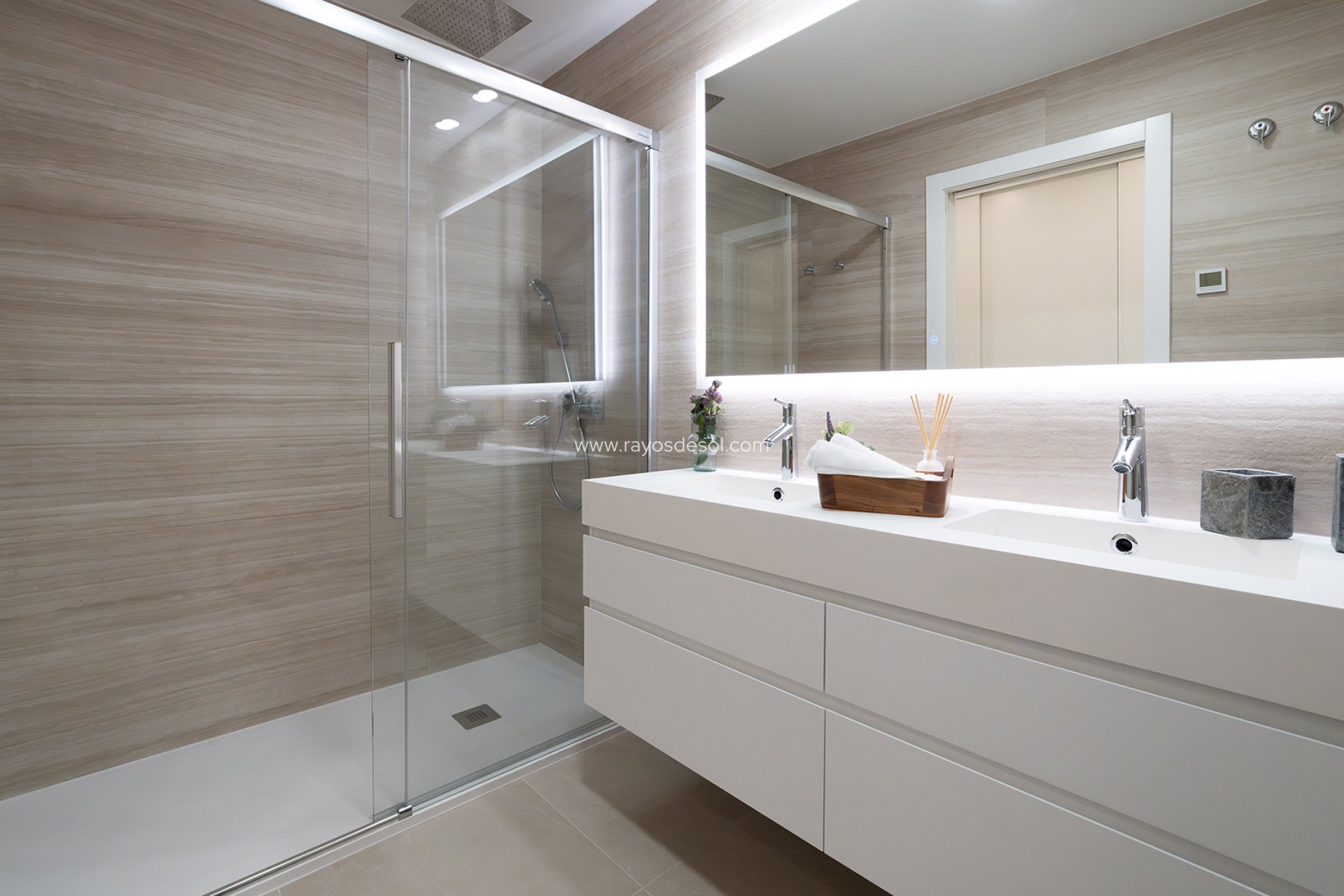 Neue Gebäude - Appartement - Benidorm - Spain