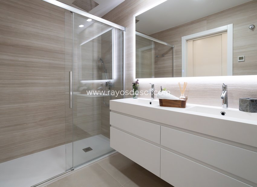 Neue Gebäude - Appartement - Benidorm - Spain