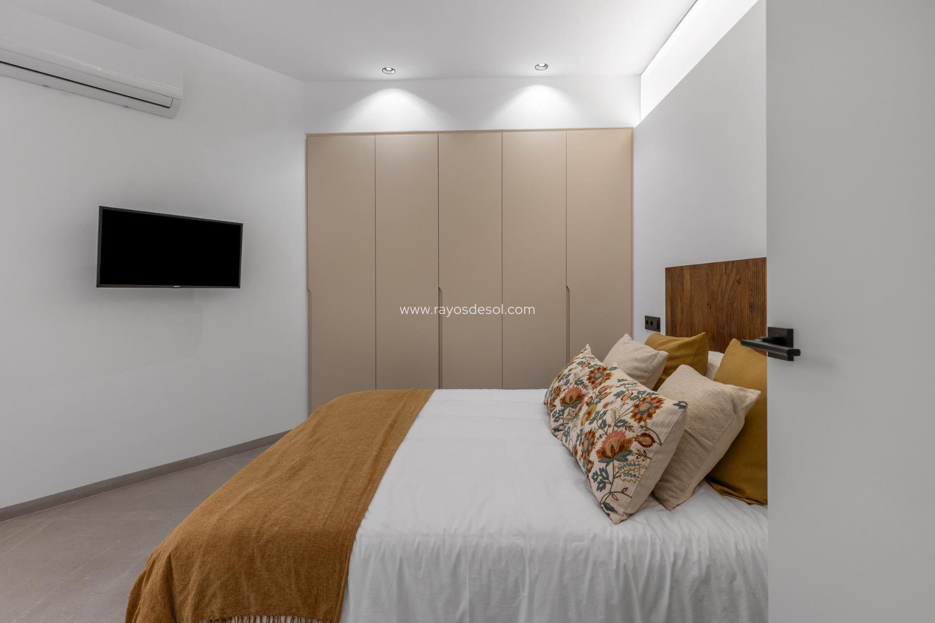 Neue Gebäude - Appartement - Torrevieja - Playa De Los Naufragos