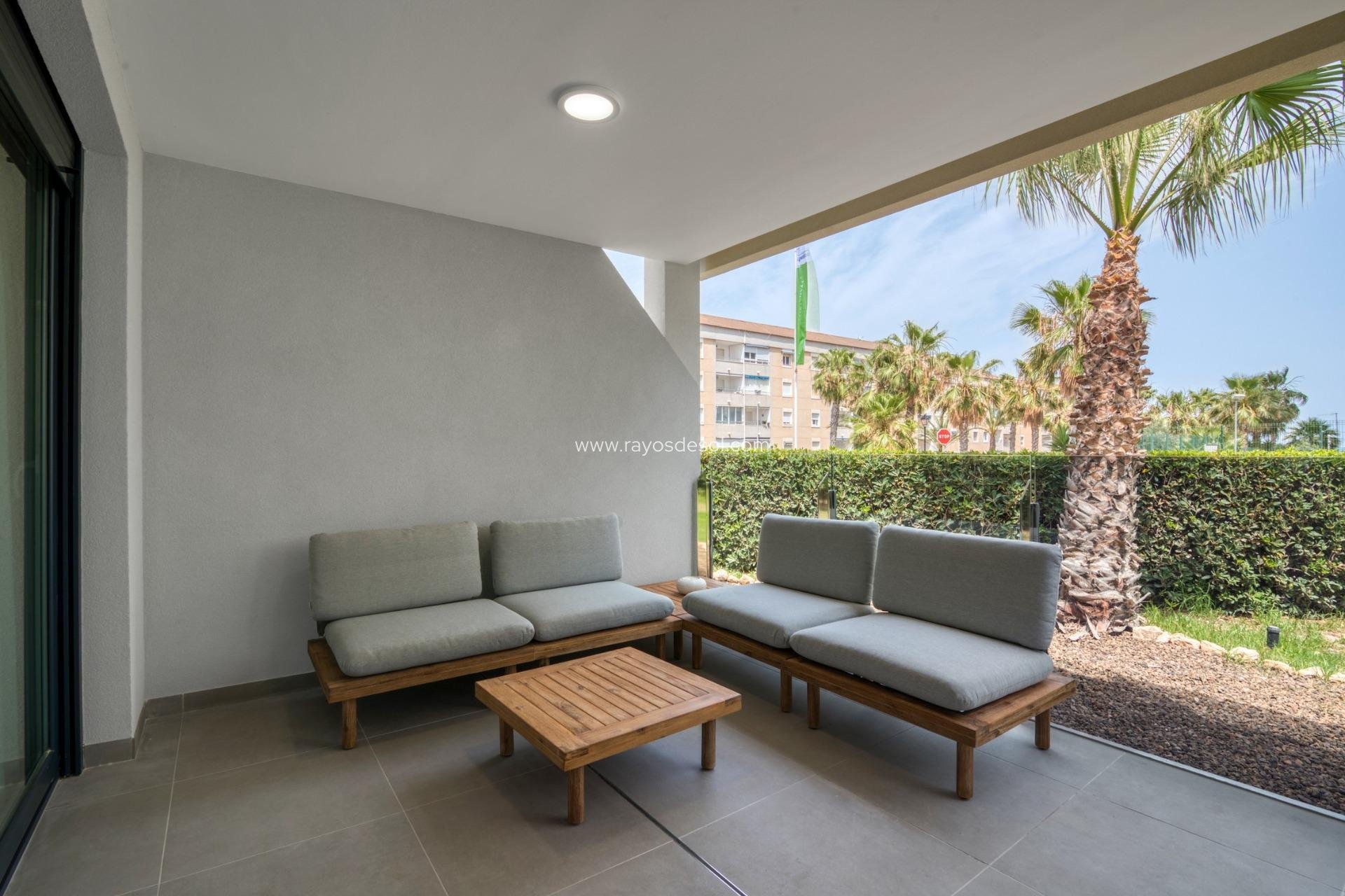 Neue Gebäude - Appartement - Torrevieja - Punta Prima