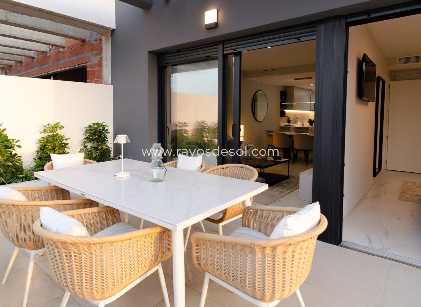 Neue Gebäude - Appartement - Torrevieja - Spain