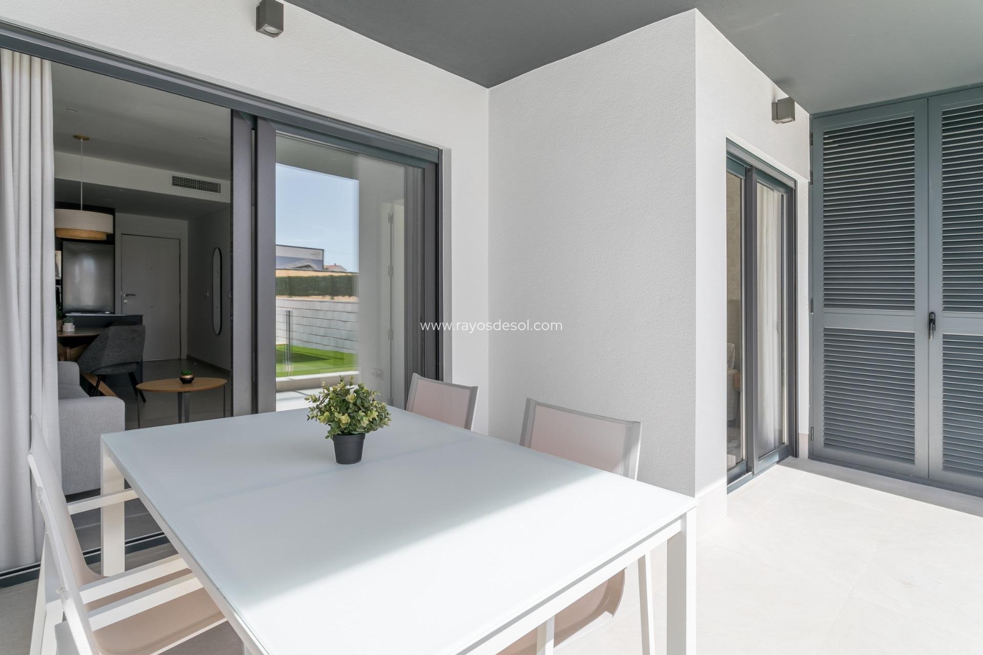 Neue Gebäude - Appartement - Torrevieja - Torreblanca