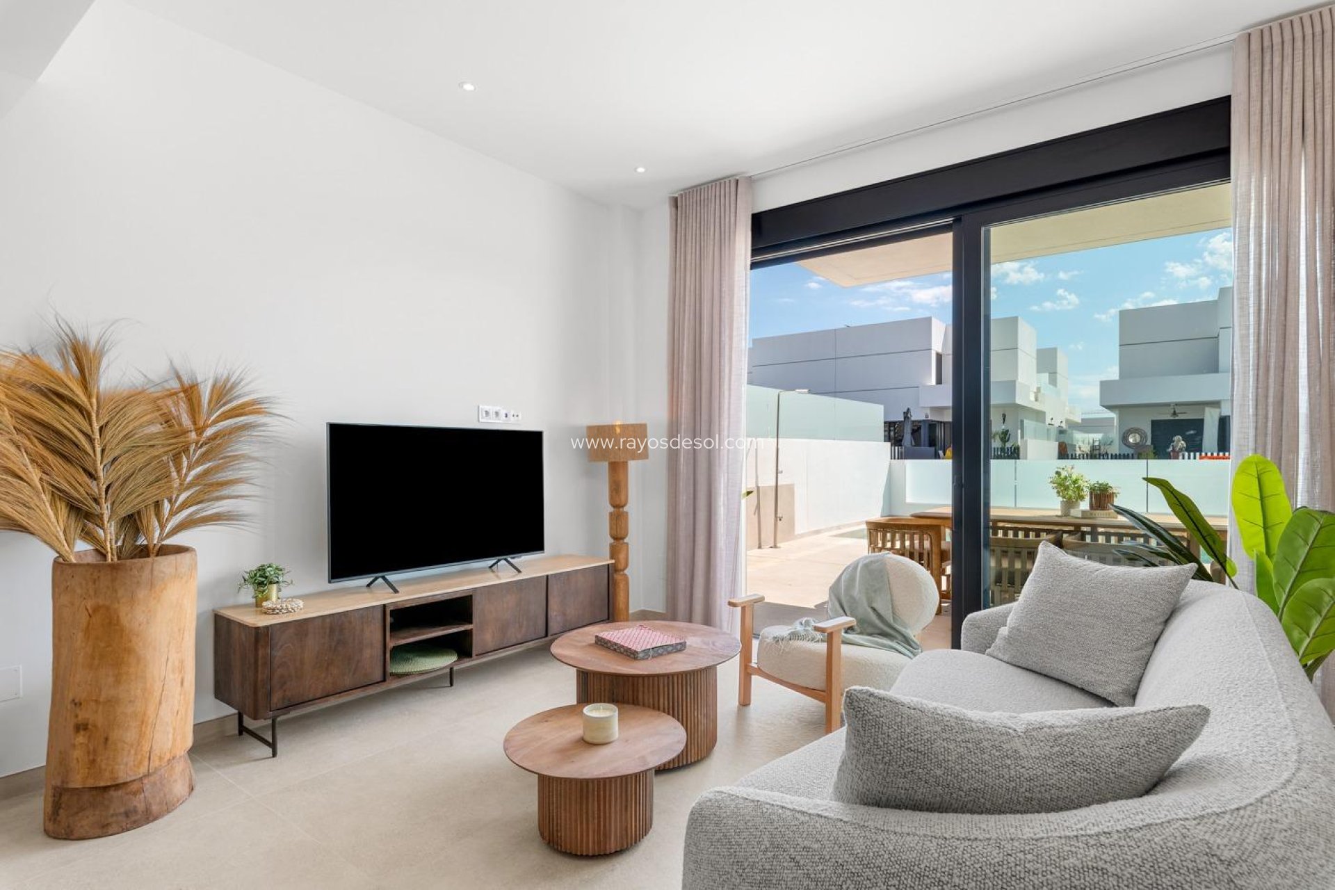 Neue Gebäude - Haus - Dolores - Sector 3