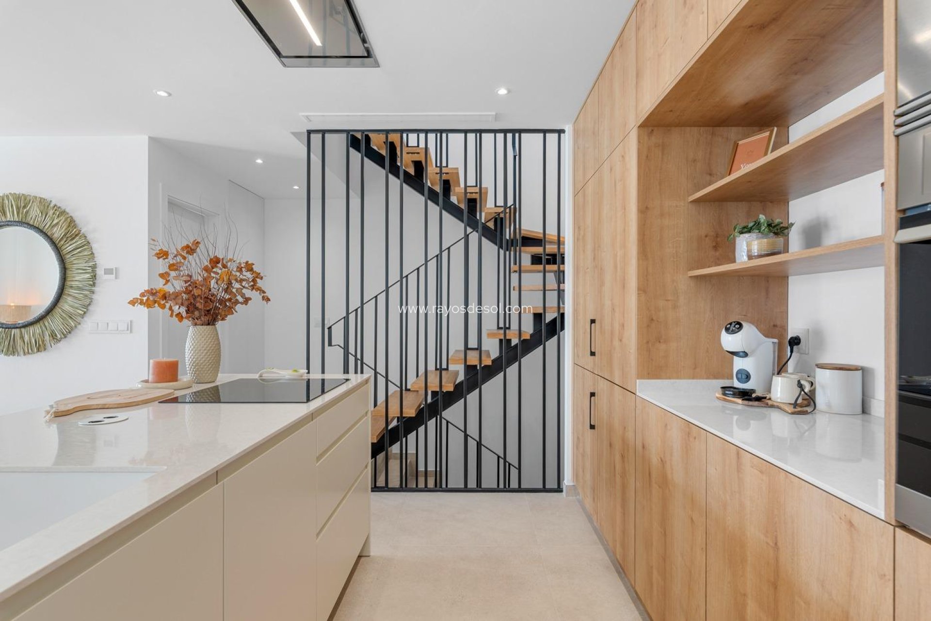 Neue Gebäude - Haus - Dolores - Sector 3