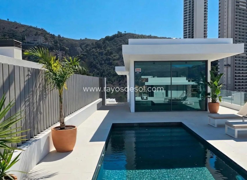 Neue Gebäude - Villa - Benidorm - Rincón de Loix