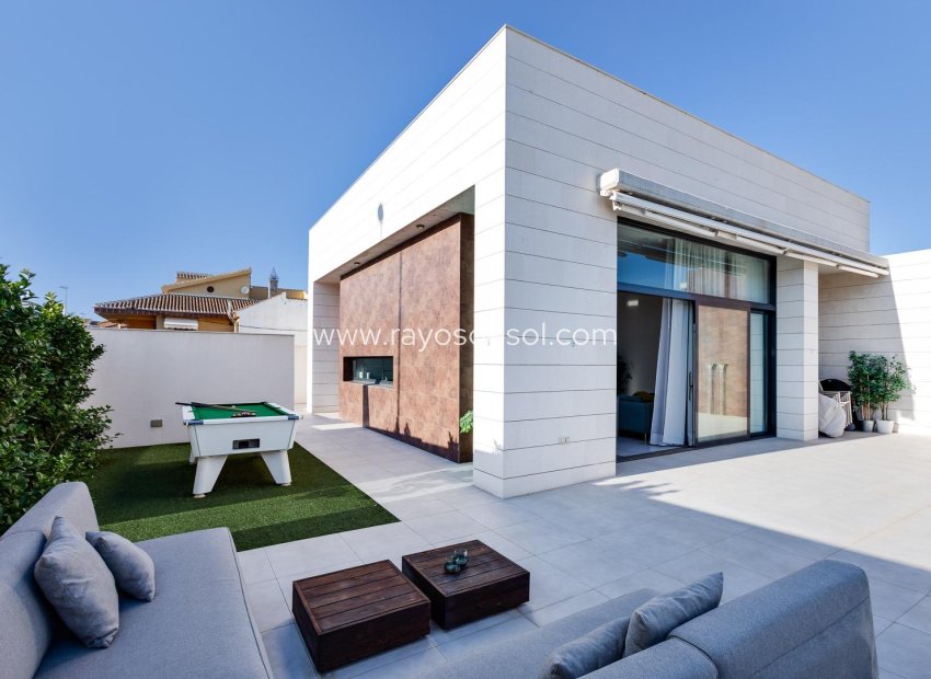 New Build - Villa - Pilar de la Horadada
