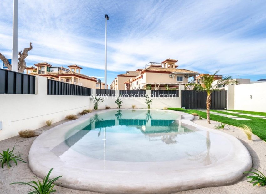 New Build - Villa - Roldan