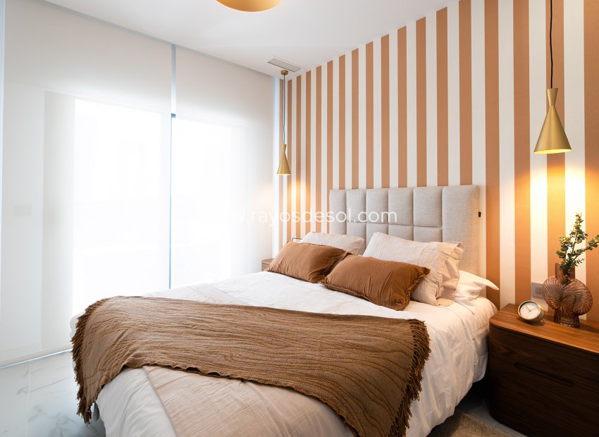 Obra nueva - Apartamento / piso - Benidorm - Spain