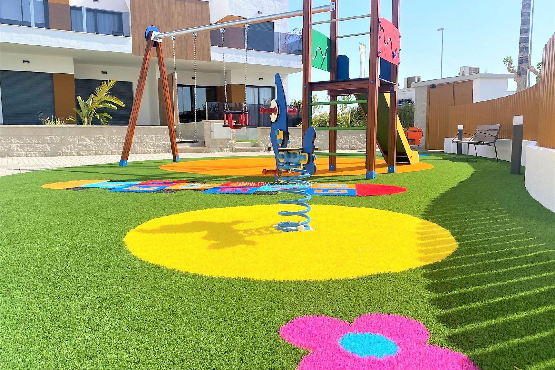 Obra nueva - Apartamento / piso - Pilar de la Horadada - Polideportivo