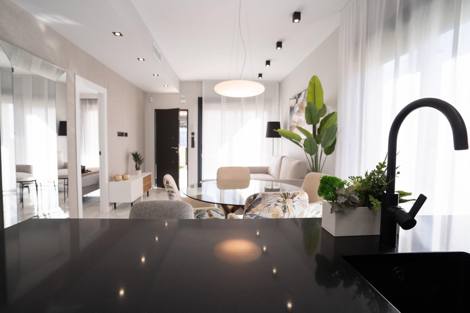 Obra nueva - Apartamento / piso - Pilar de la Horadada - pueblo