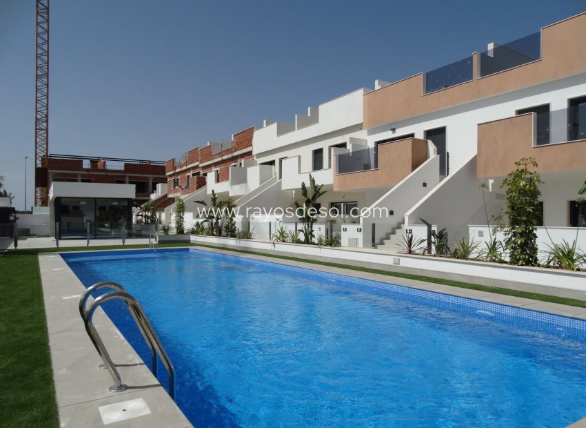 Obra nueva - Apartamento / piso - Pilar de la Horadada - pueblo