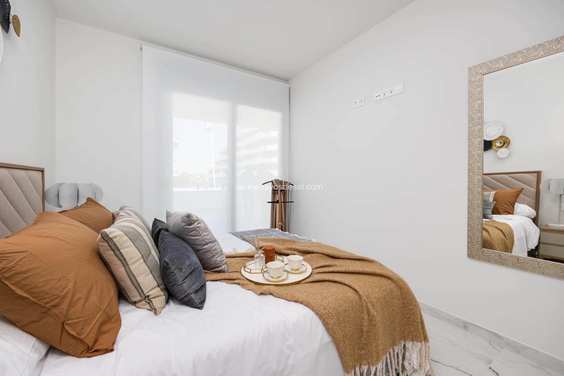 Obra nueva - Apartamento / piso - San Miguel de Salinas - Pueblo