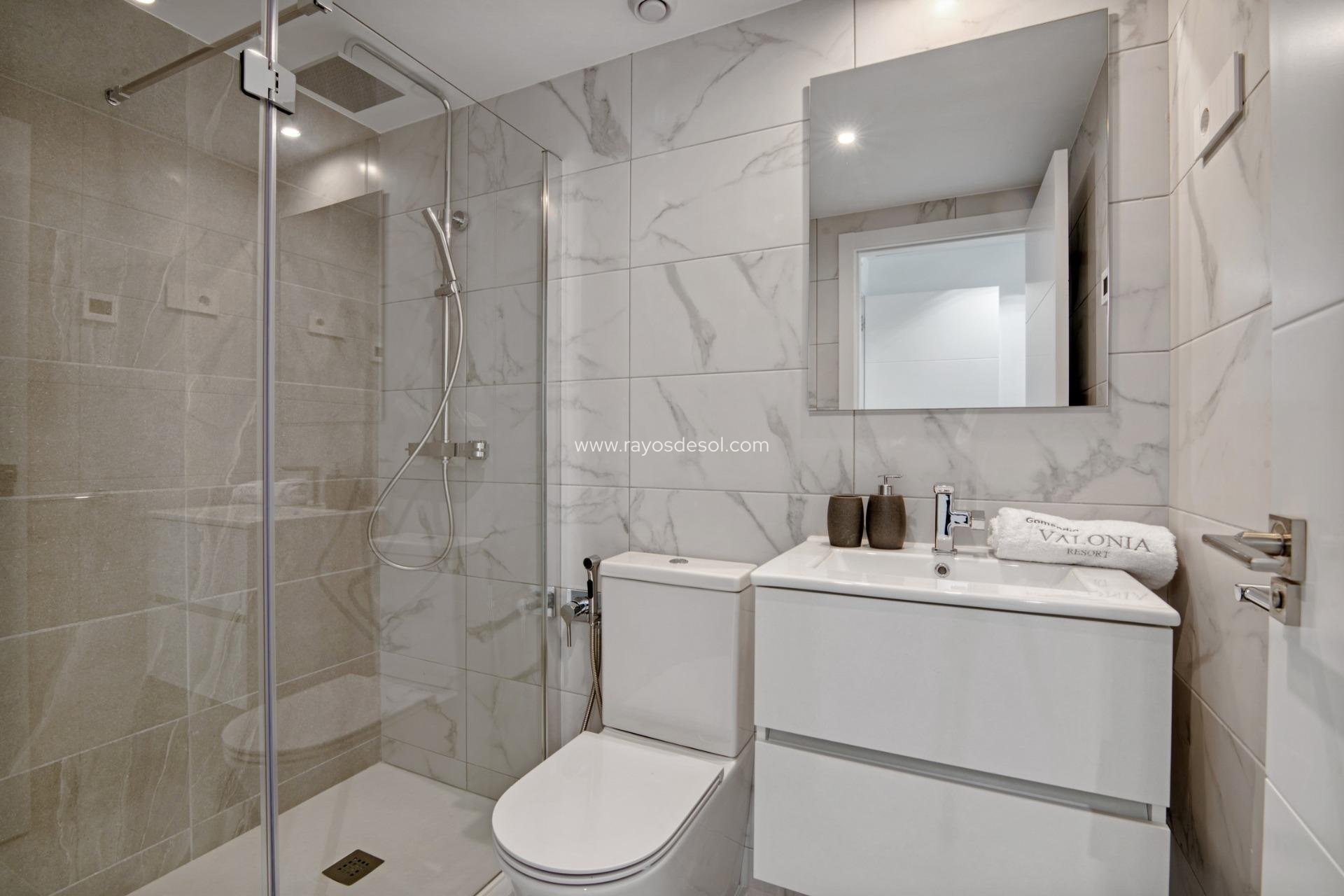 Obra nueva - Apartamento / piso - Torrevieja - Punta Prima