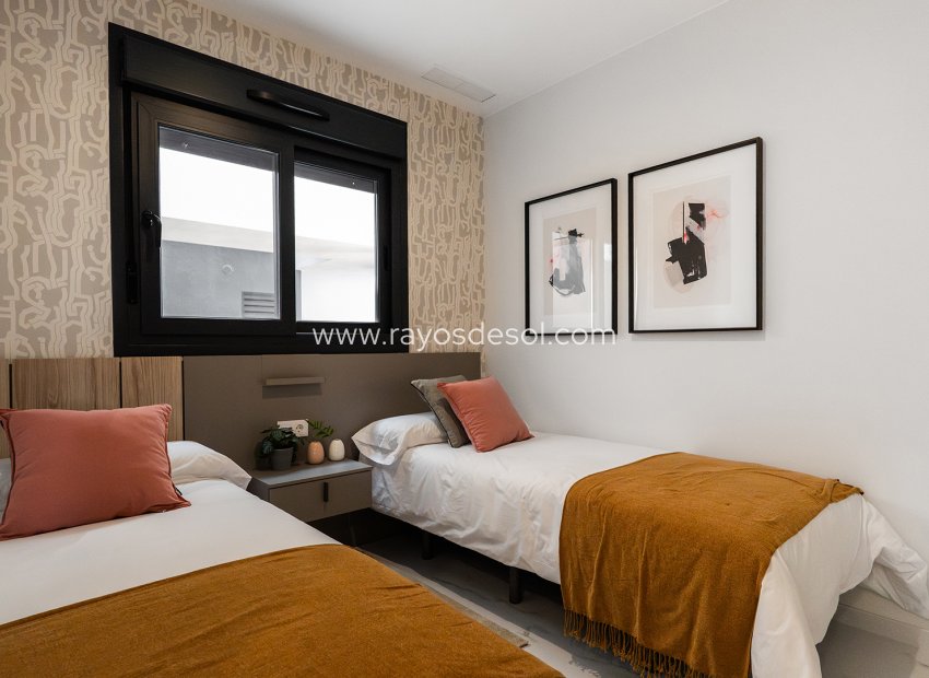 Obra nueva - Apartamento / piso - Torrevieja - Spain