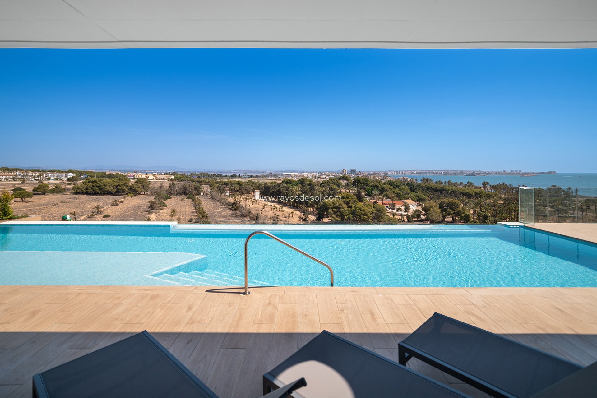 Obra nueva - Apartamento / piso - Torrevieja - Spain