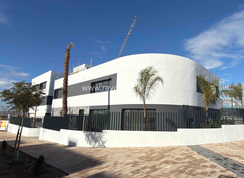 Obra nueva - Apartamento / piso - Torrevieja - Spain