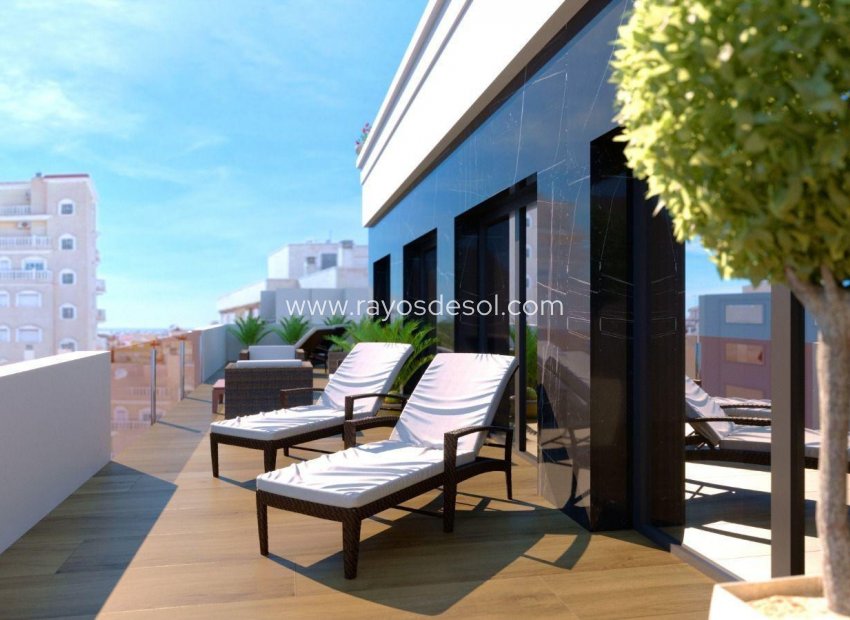 Obra nueva - Ático - Torrevieja - Centro