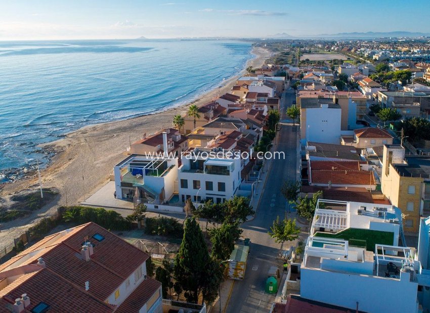 Obra nueva - Casa - Pilar de la Horadada - La Torre De La Horadada