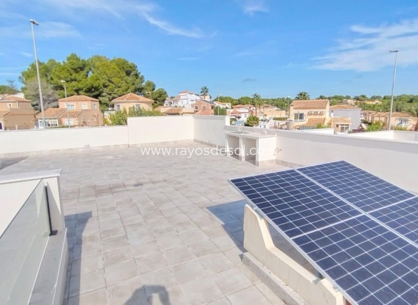 Obra nueva - Villa - Pinar de Campoverde