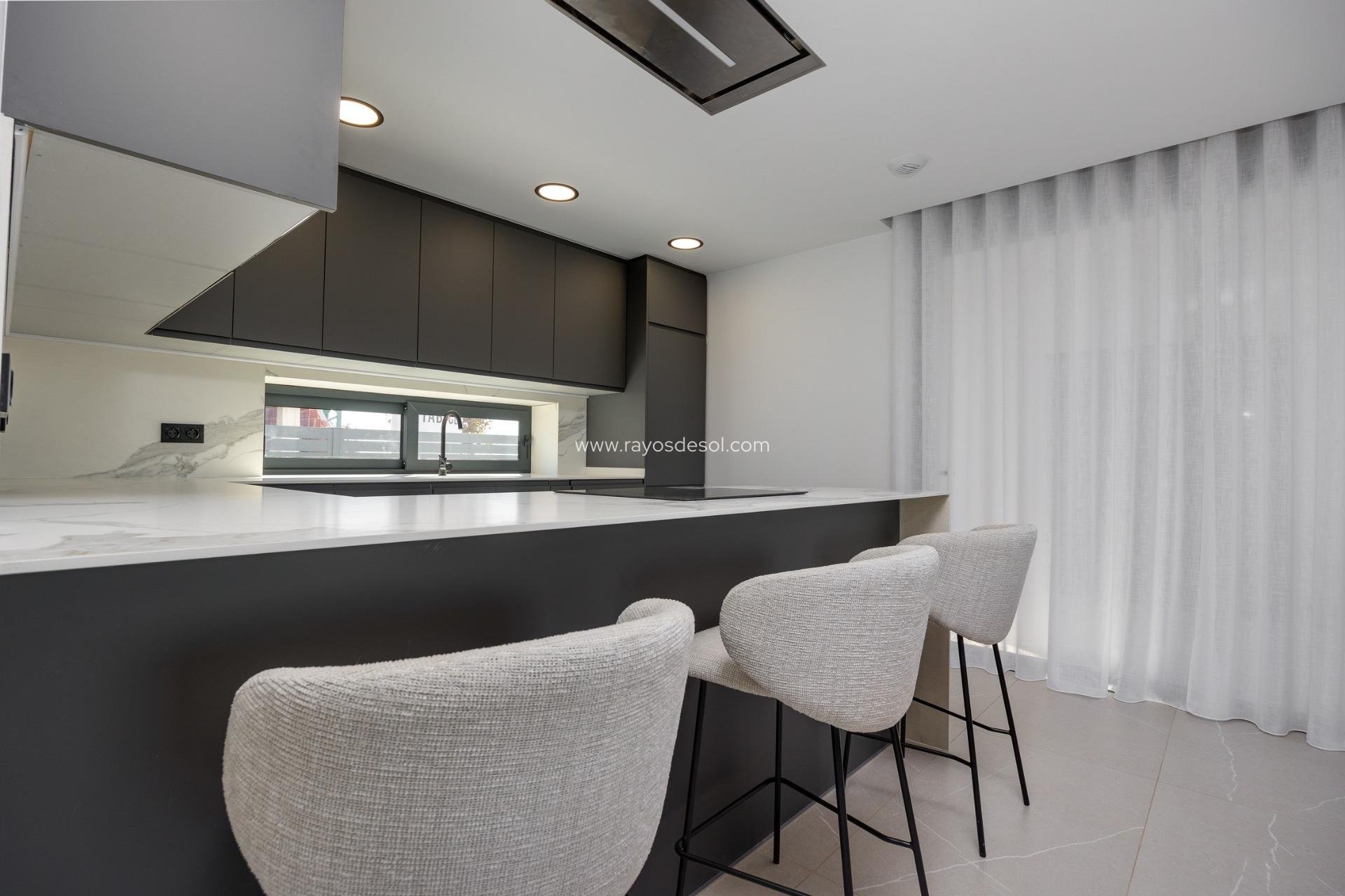 Obra nueva - Villa - Torrevieja - Sector 25