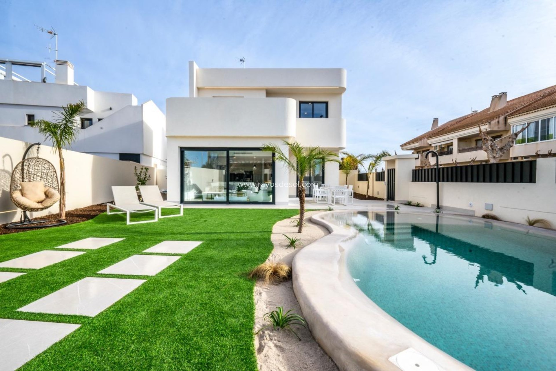 Obra nueva - Villa - 