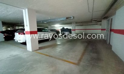 Parkeerplaats / Garage - Lange Termijn Verhuur - Calpe - Calpe