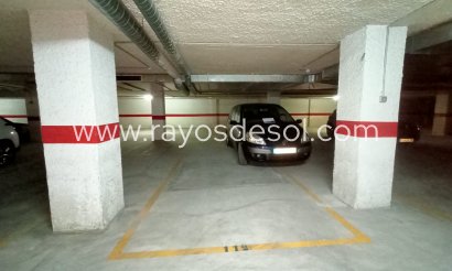 Parkeerplaats / Garage - Lange Termijn Verhuur - Calpe - Calpe