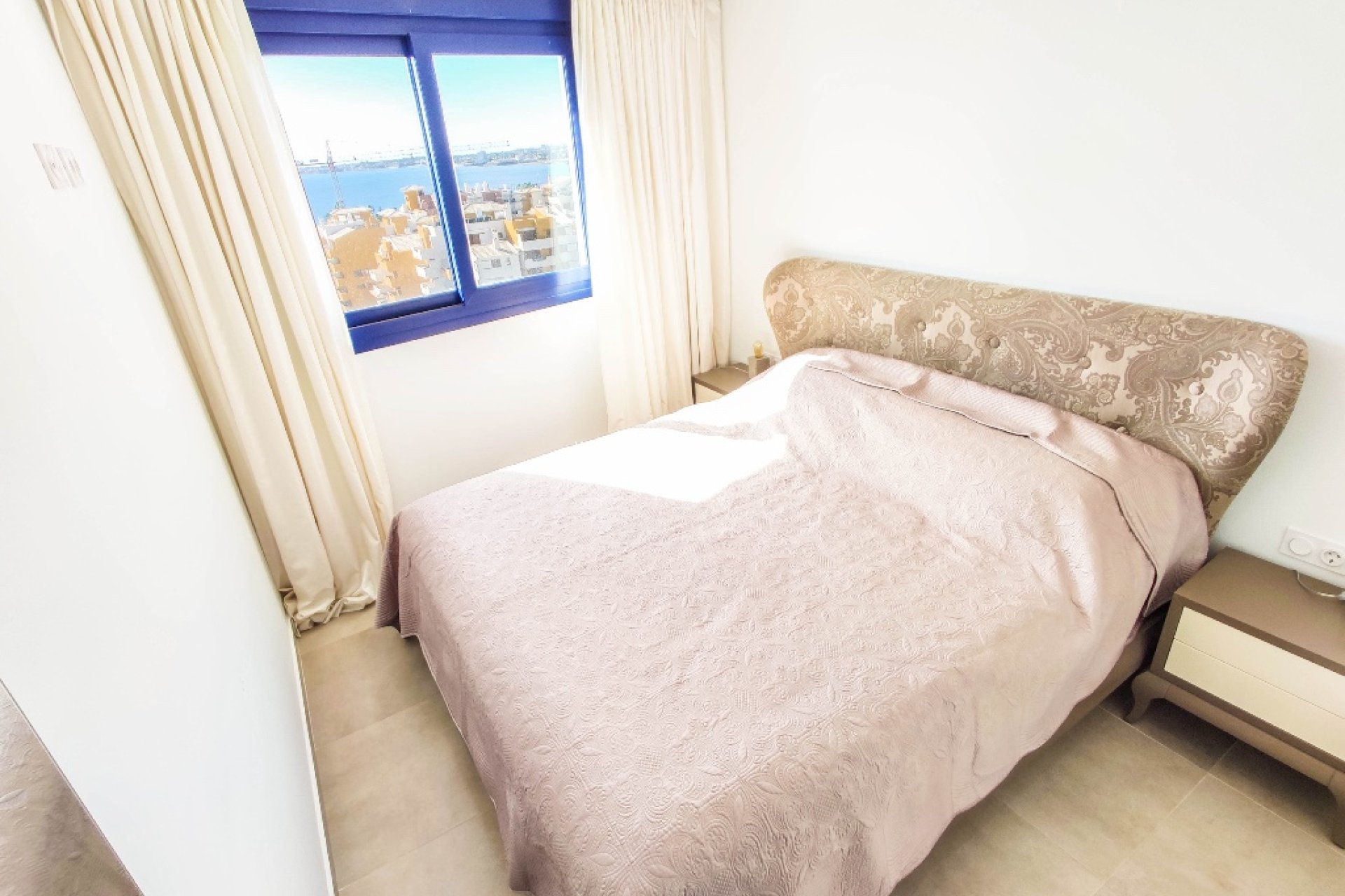 Resale - Apartament - Torrevieja - Punta Prima